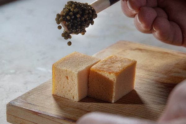 Preparação com caviar