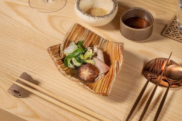 Prato sazonal do menu Omakase